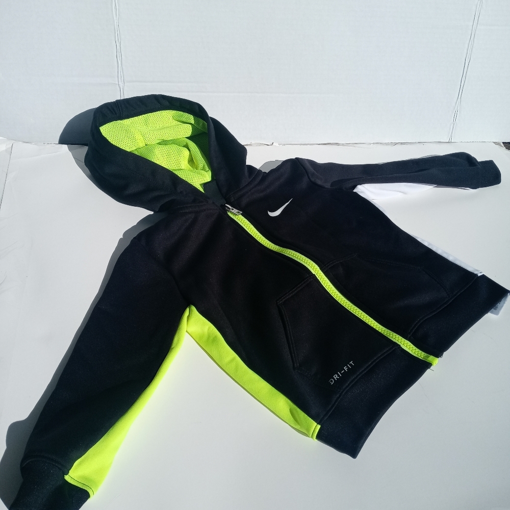 Nike Dri-Fit Hoodie Black Yellow Zip Up Jacket Boy's Size 24 M Fleece Lined Kids